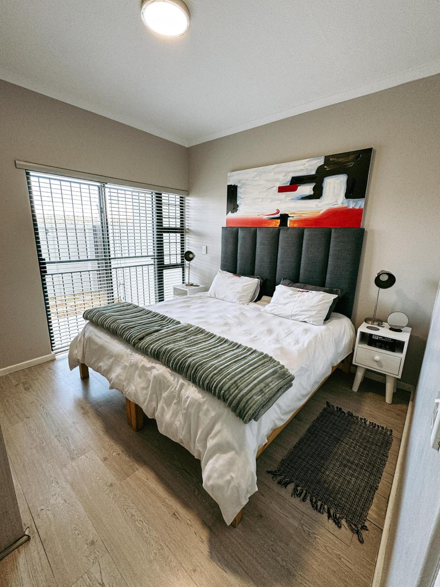 Nemesia Court Apartment เดอร์บันวิลล์ ภายนอก รูปภาพ